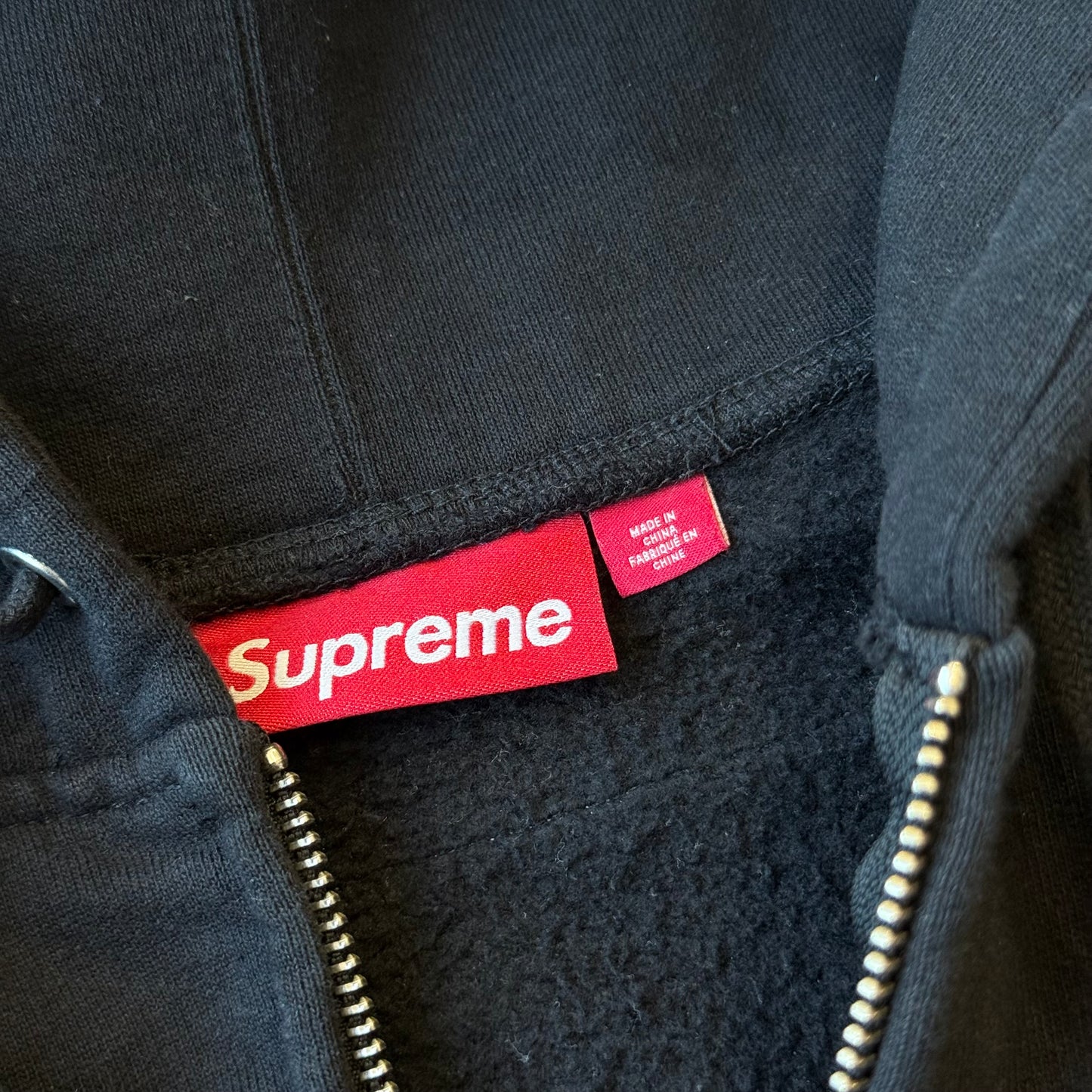 Small - Sudadera con capucha con cremallera Supreme Wings