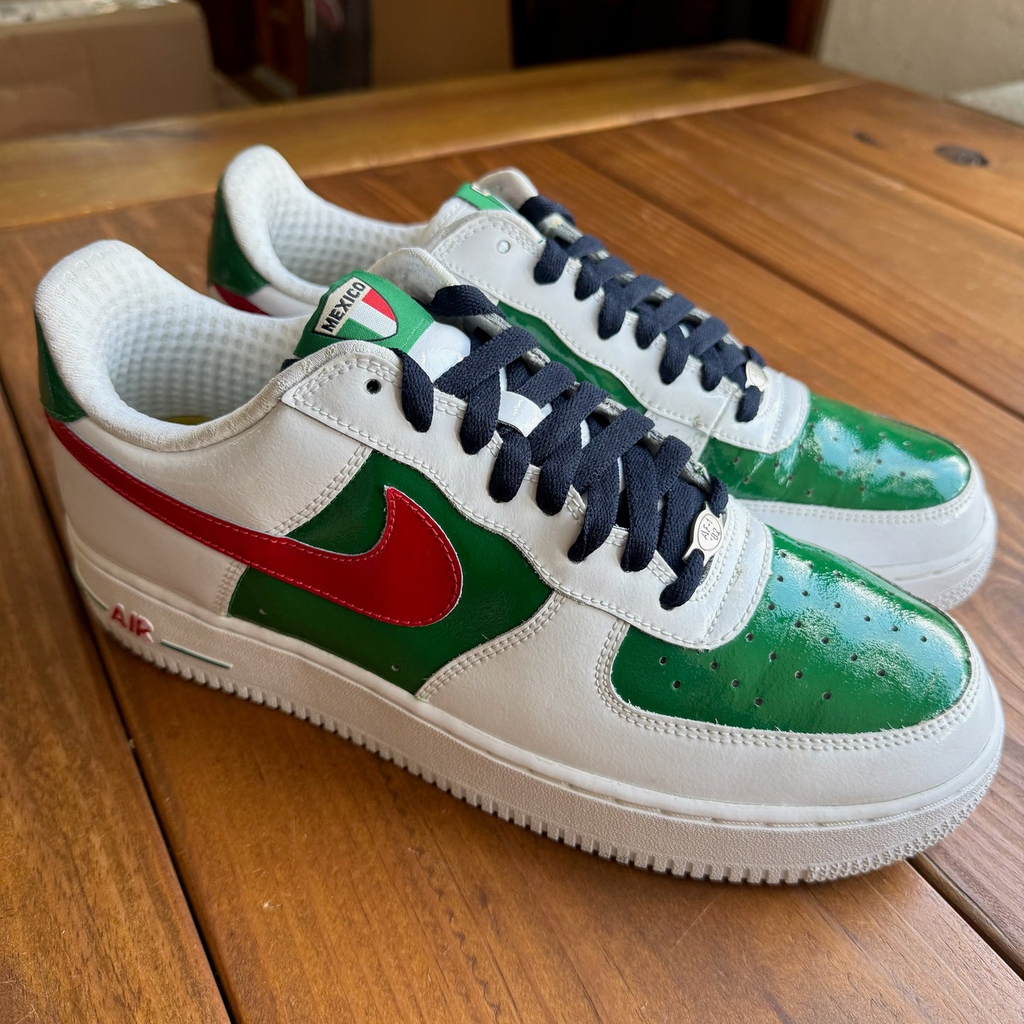 Size 10.5 - Air Force 1 Premium 'Mexico World Cup' (Used)