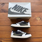 Talla 10W/8.5M - Travis Scott x Wmns Jordan 1 Retro Low OG SP 'Olive' (Usado)
