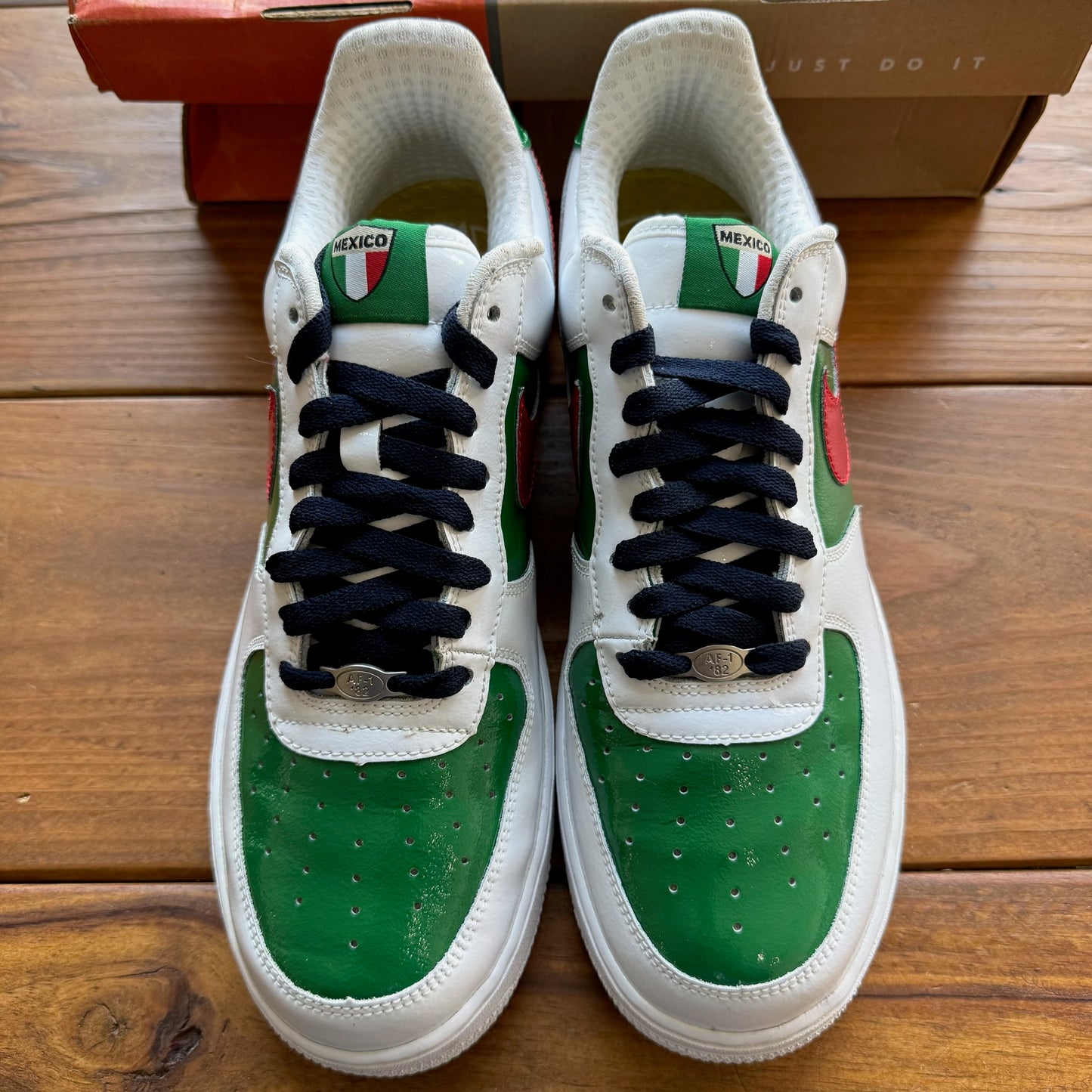 Size 10.5 - Air Force 1 Premium 'Mexico World Cup' (Used)