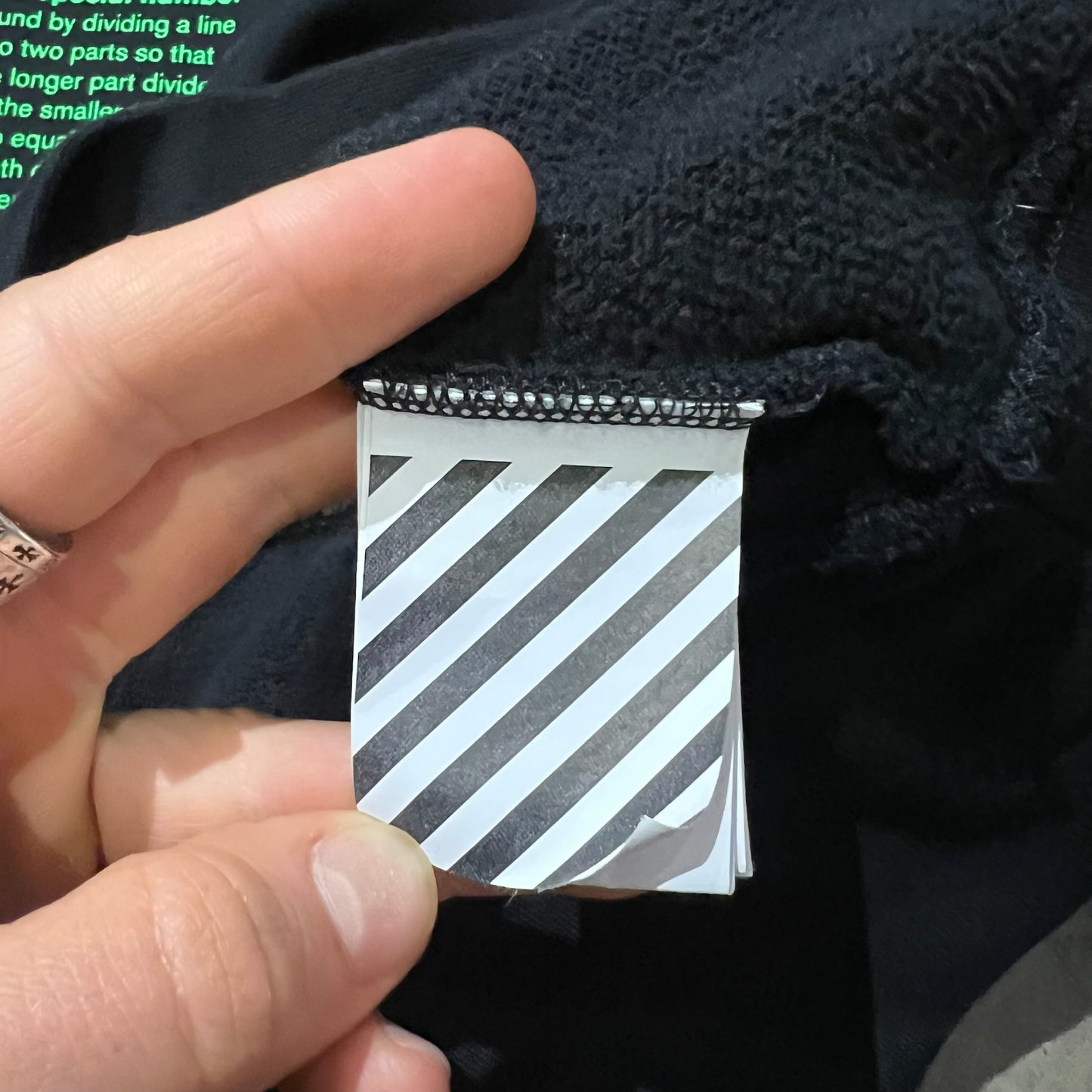 XL - Off-White Crewneck (Used)