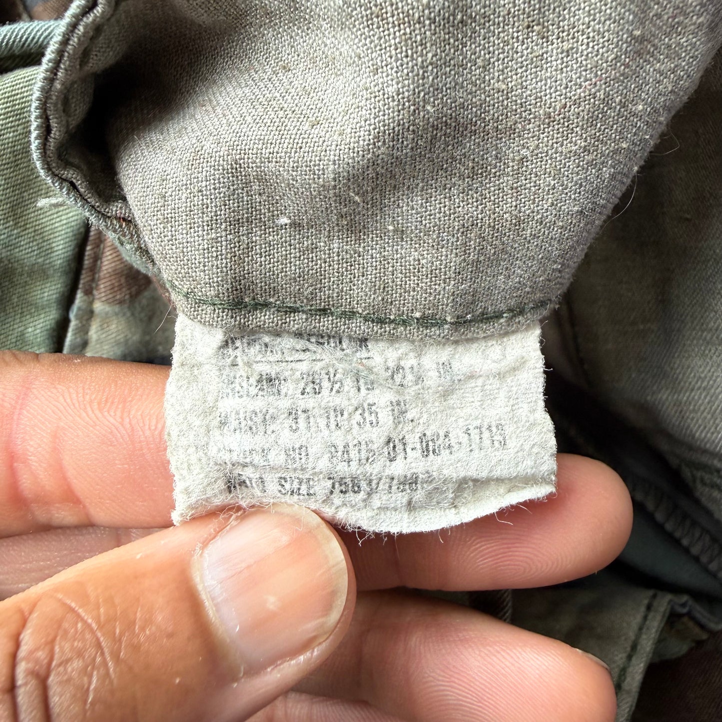 Size 34x20 Vintage Camo Long Shorts