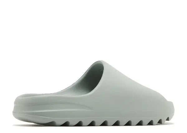Yeezy Slides 'Salt' - Size 10