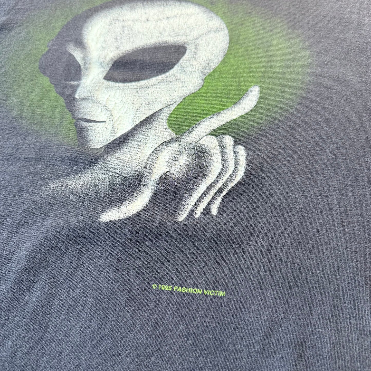 XL - Vintage-Alien-T-Shirt