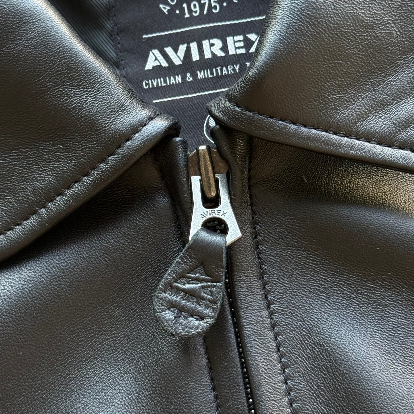 Mediana - Chaqueta de piel Avirex Icon Logo