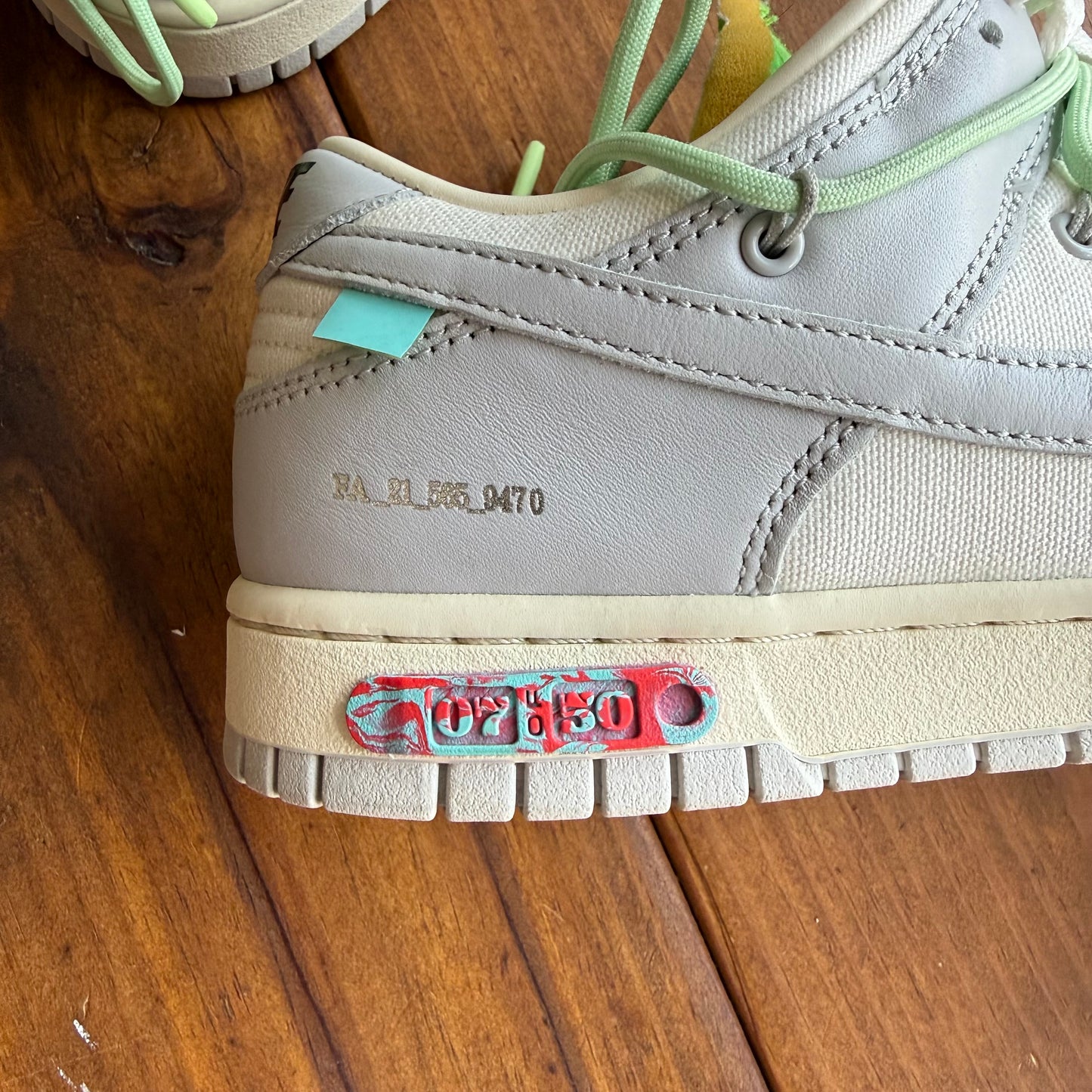 Größe 43 - Off-White x Dunk Low 'Lot 07 of 50' (Gebraucht)