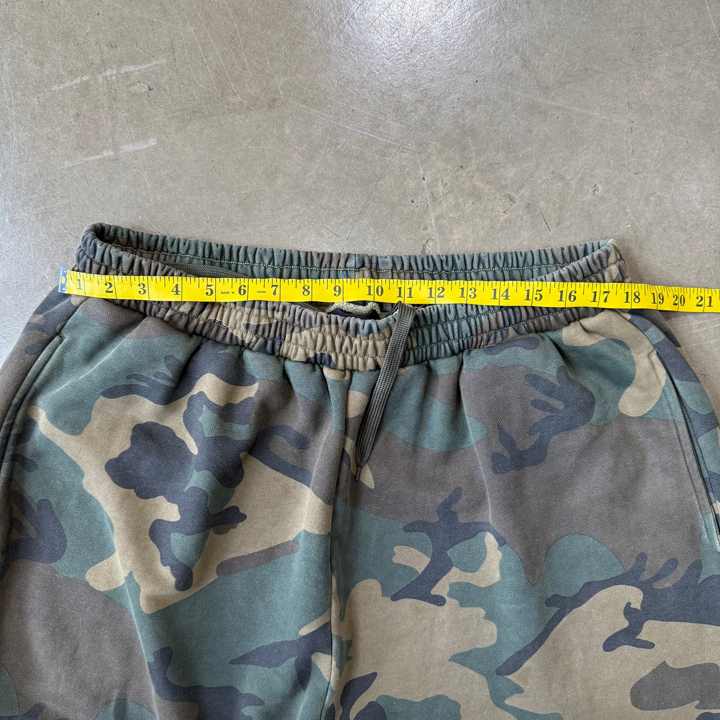 Groß - Himbeer-Camo-Hose