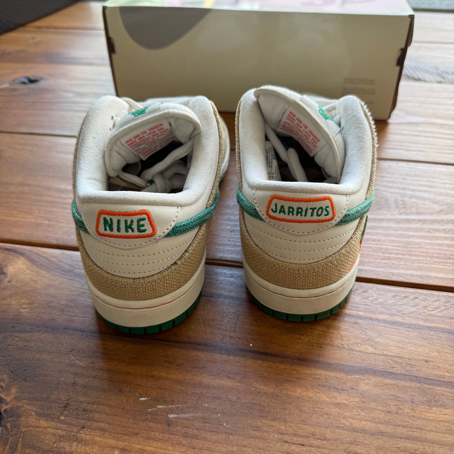 Größe 9,5 – Jarritos x Dunk Low SB (Gebraucht)
