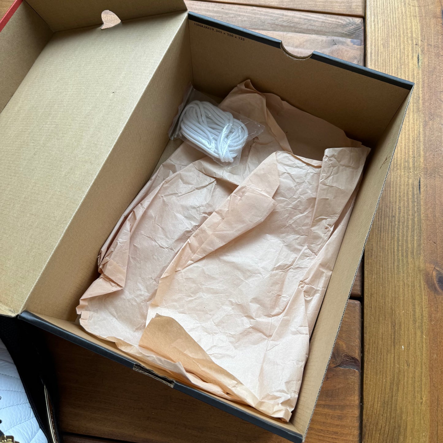 Größe 9.5 – Jordan 12 Retro 'Royalty' (Gebraucht)
