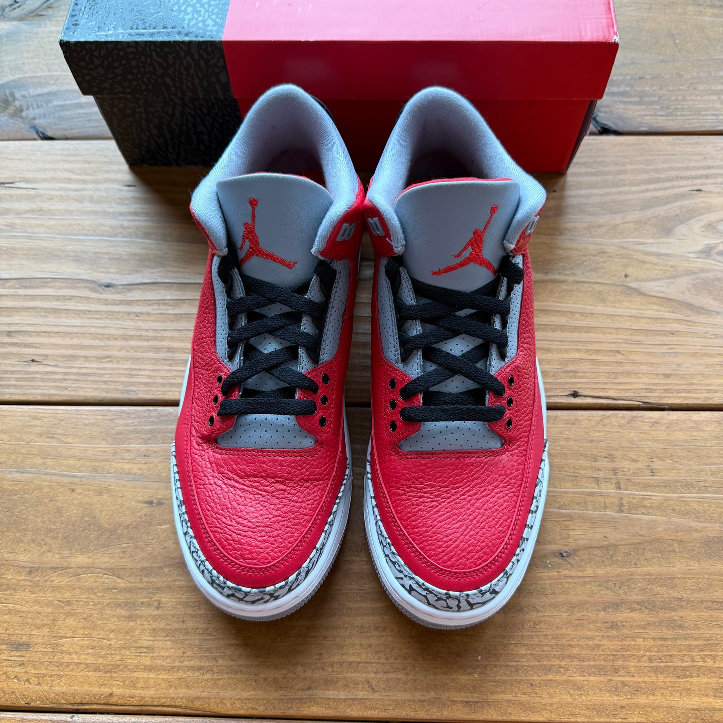 Size 9.5 - Jordan 3 Retro SE 'Unite' (Used)