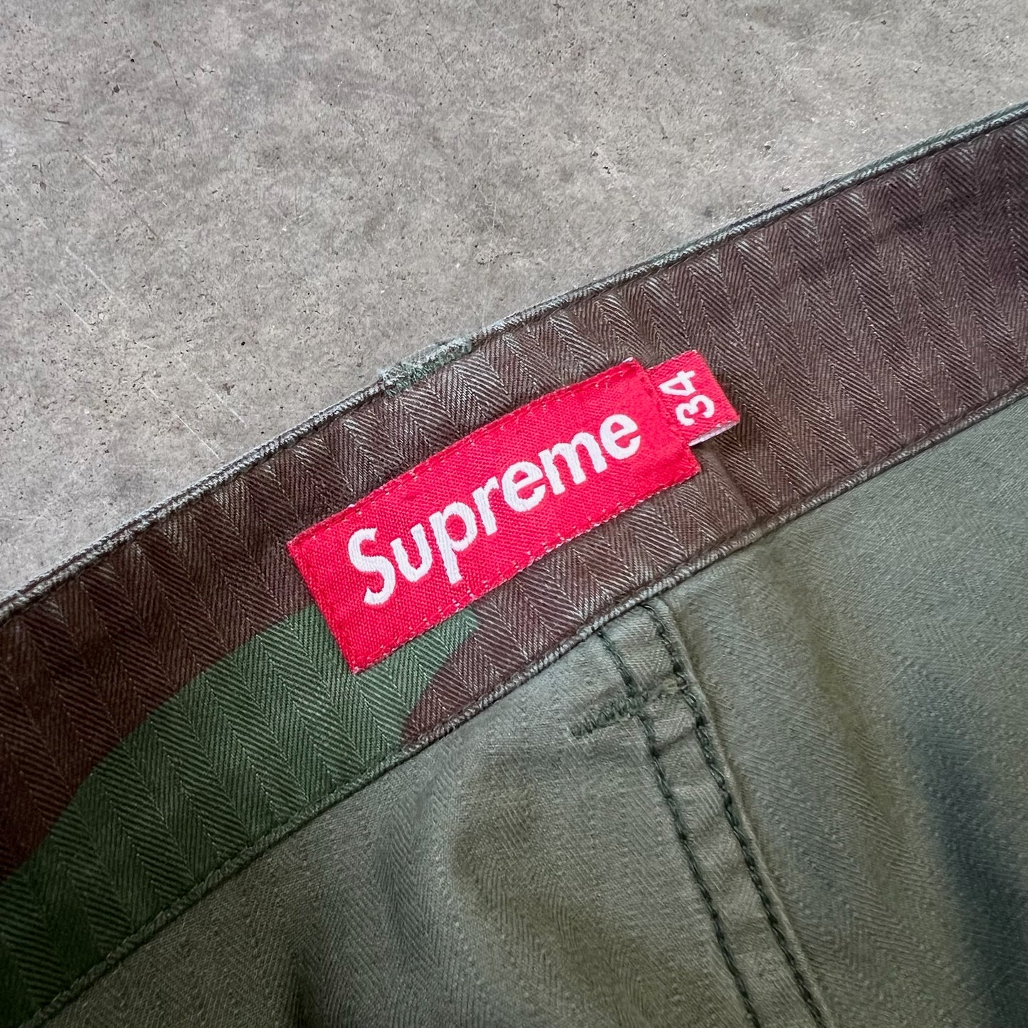 SUPREME CAMO WORK PANTS