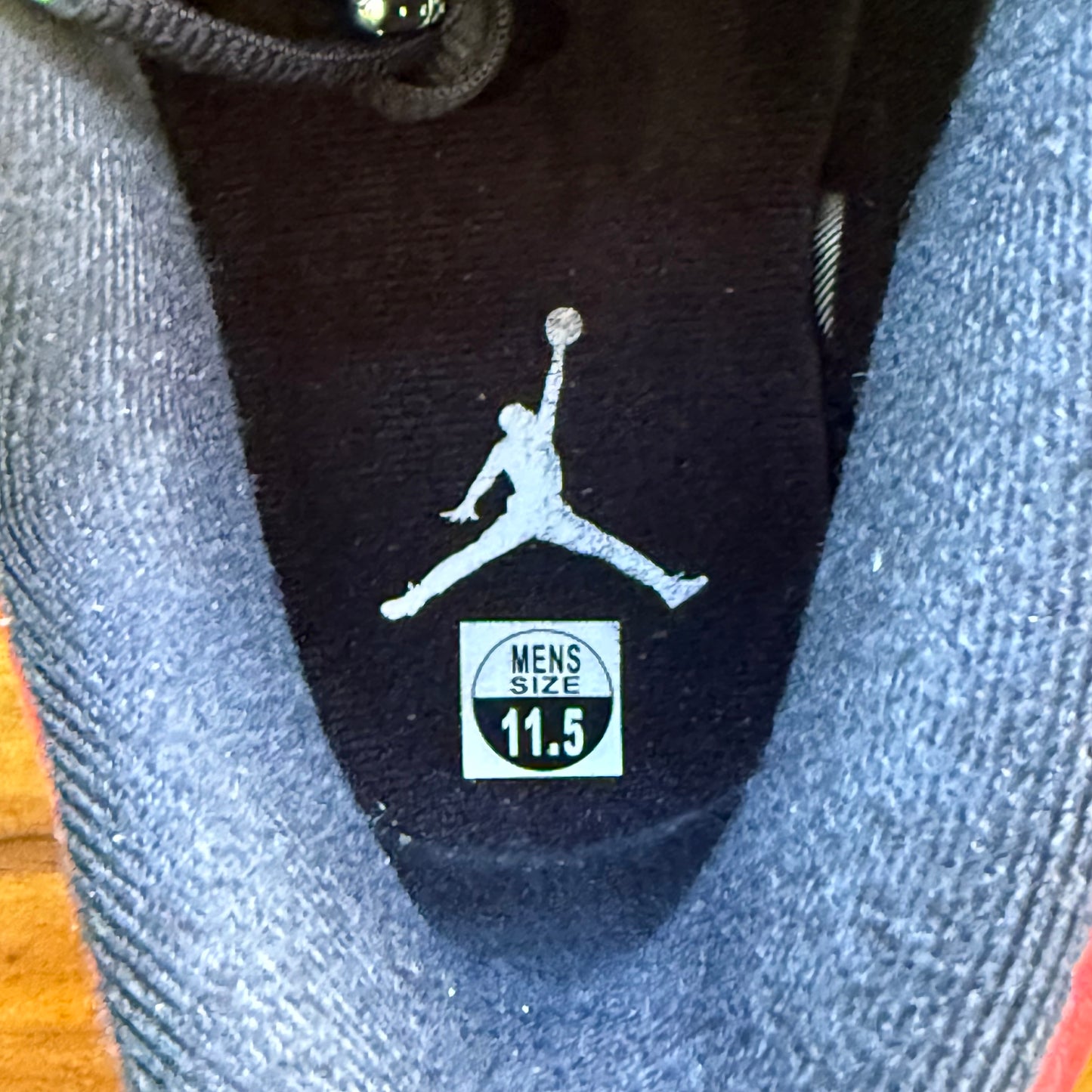 Größe 45,5 - Jordan 14 Retro 'Ferrari' 2025 (Gebraucht)