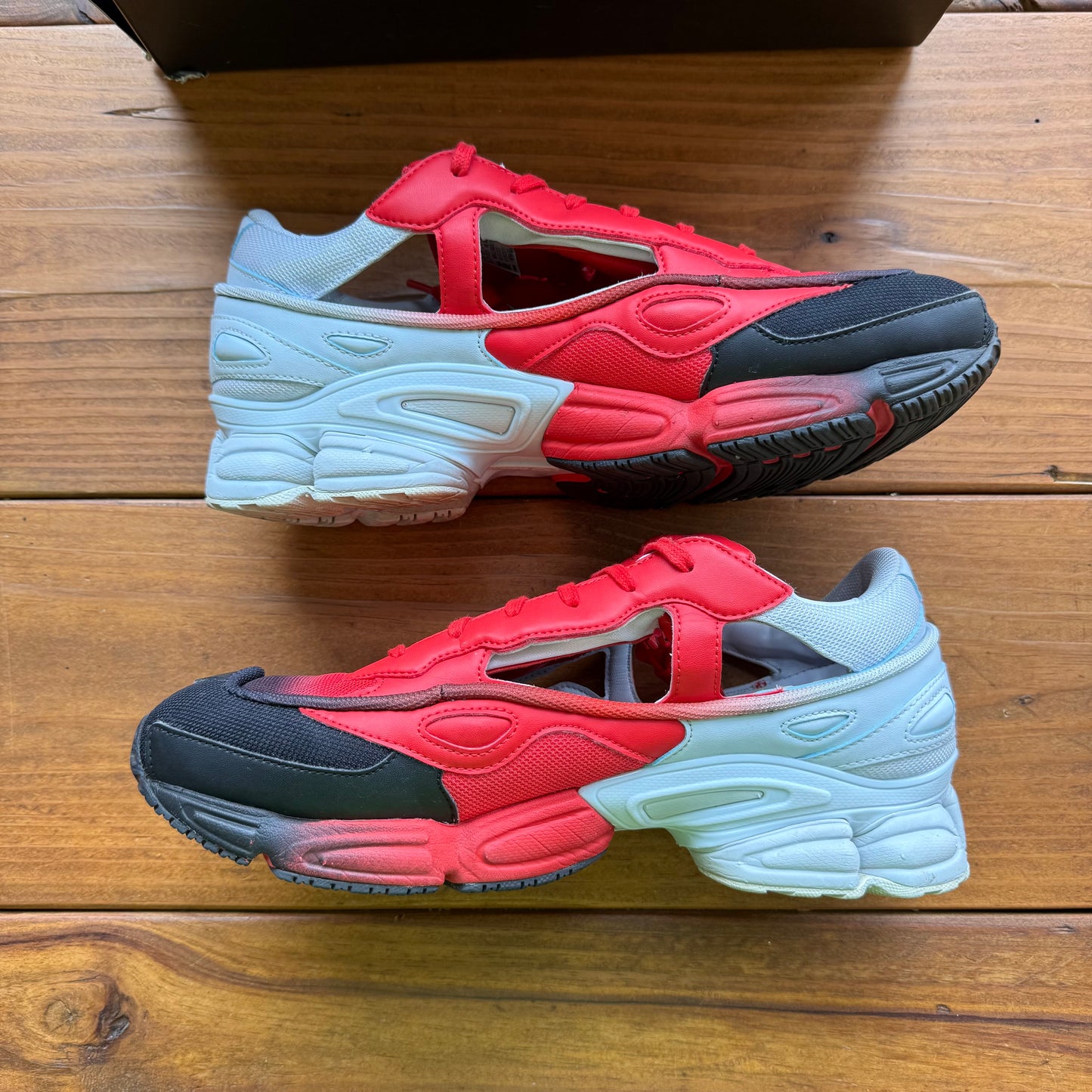 Size 11 - Raf Simons x Ozweego Replicant 'Red Halo Blue' (Used)