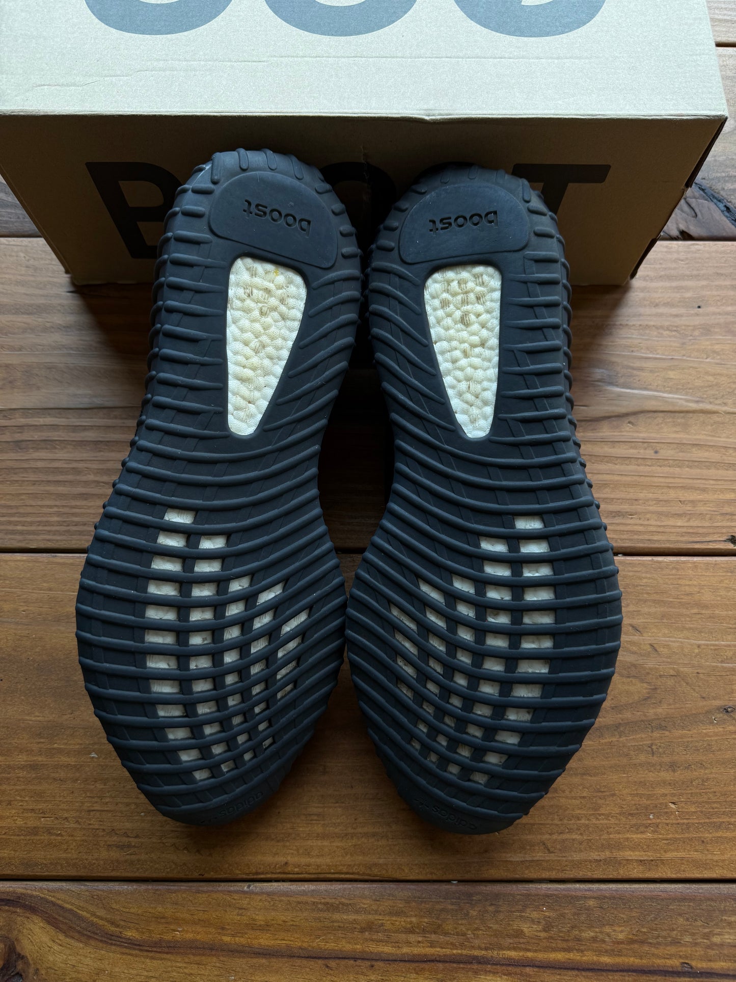 Größe 14.5 - Yeezy Boost 350 V2 'Oreo' (Gebraucht)
