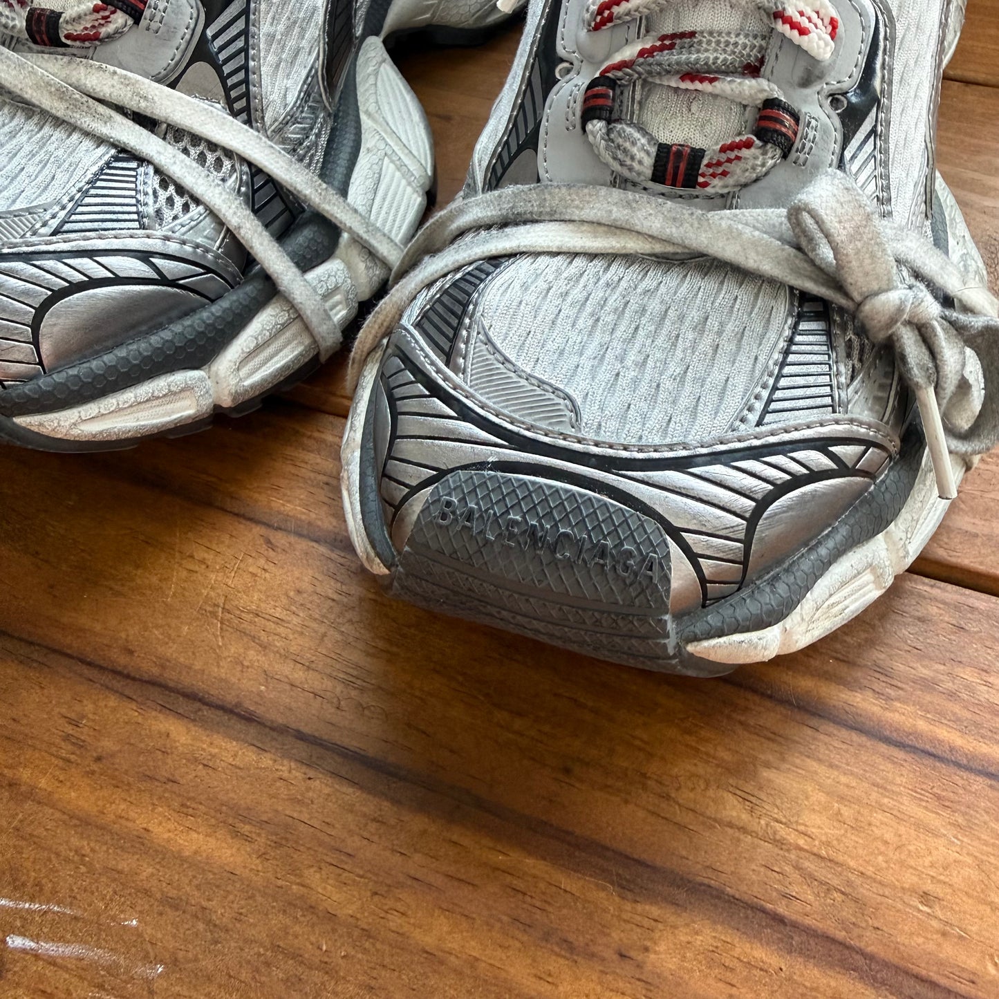 Size 42 - BB 3XL Sneaker (Used)