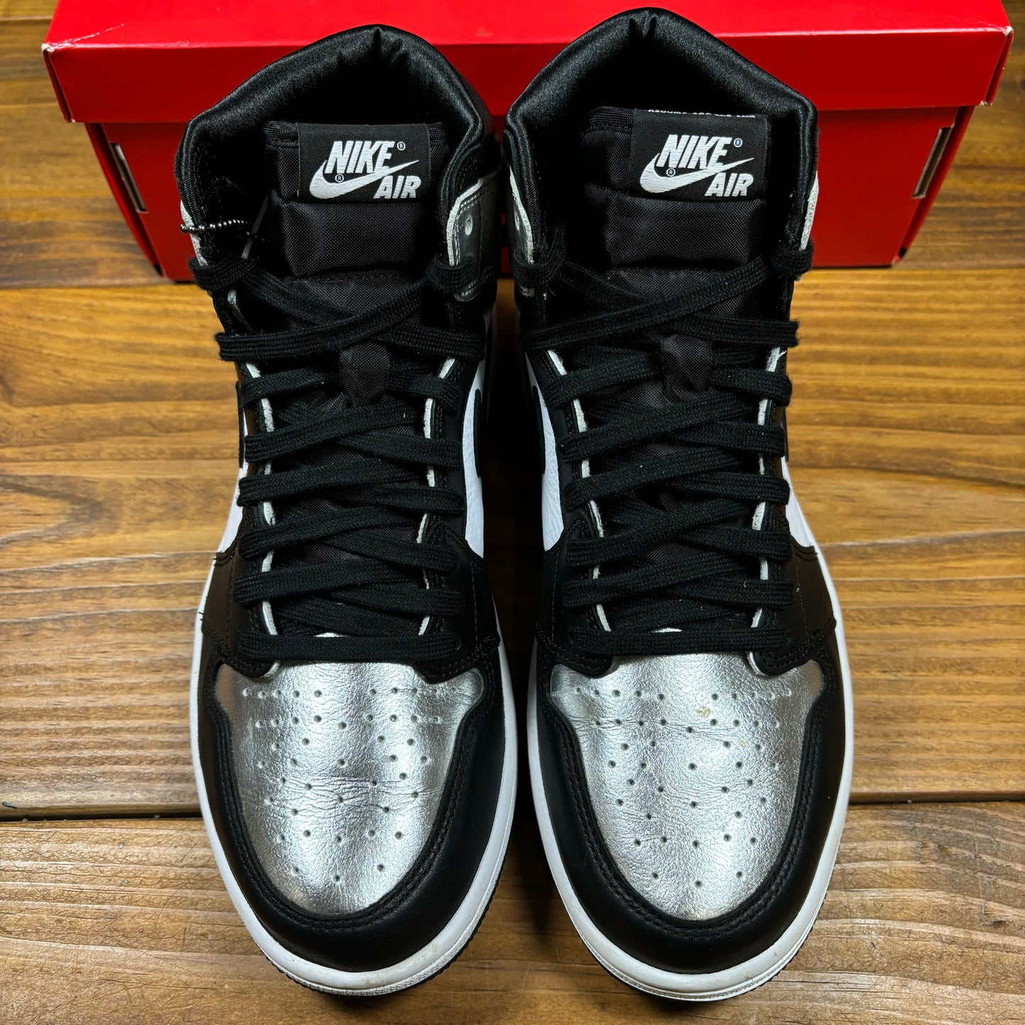 Wmns Jordan 1 Retro High OG 'Silver Toe' (Used)