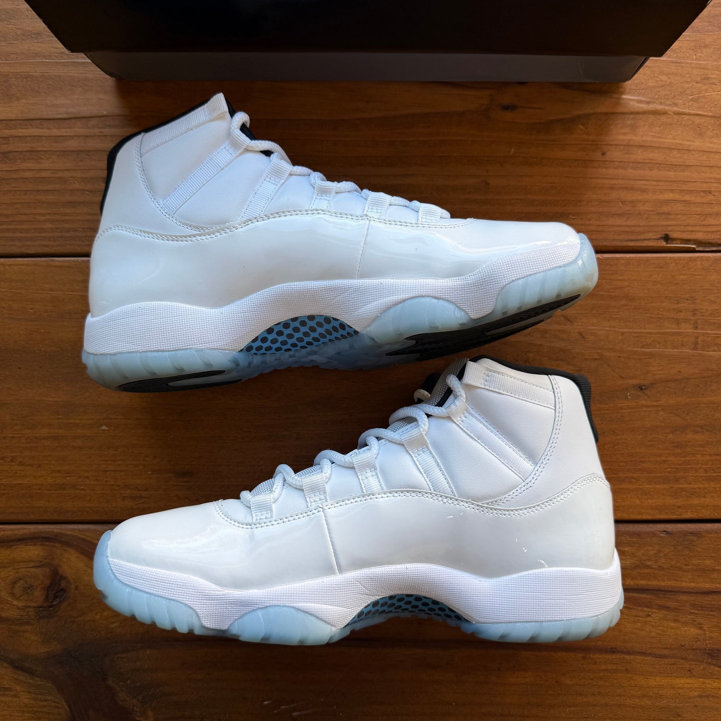 Größe 10 - Jordan 11 Retro 'Columbia / Legend Blue' 2024 (Gebraucht)