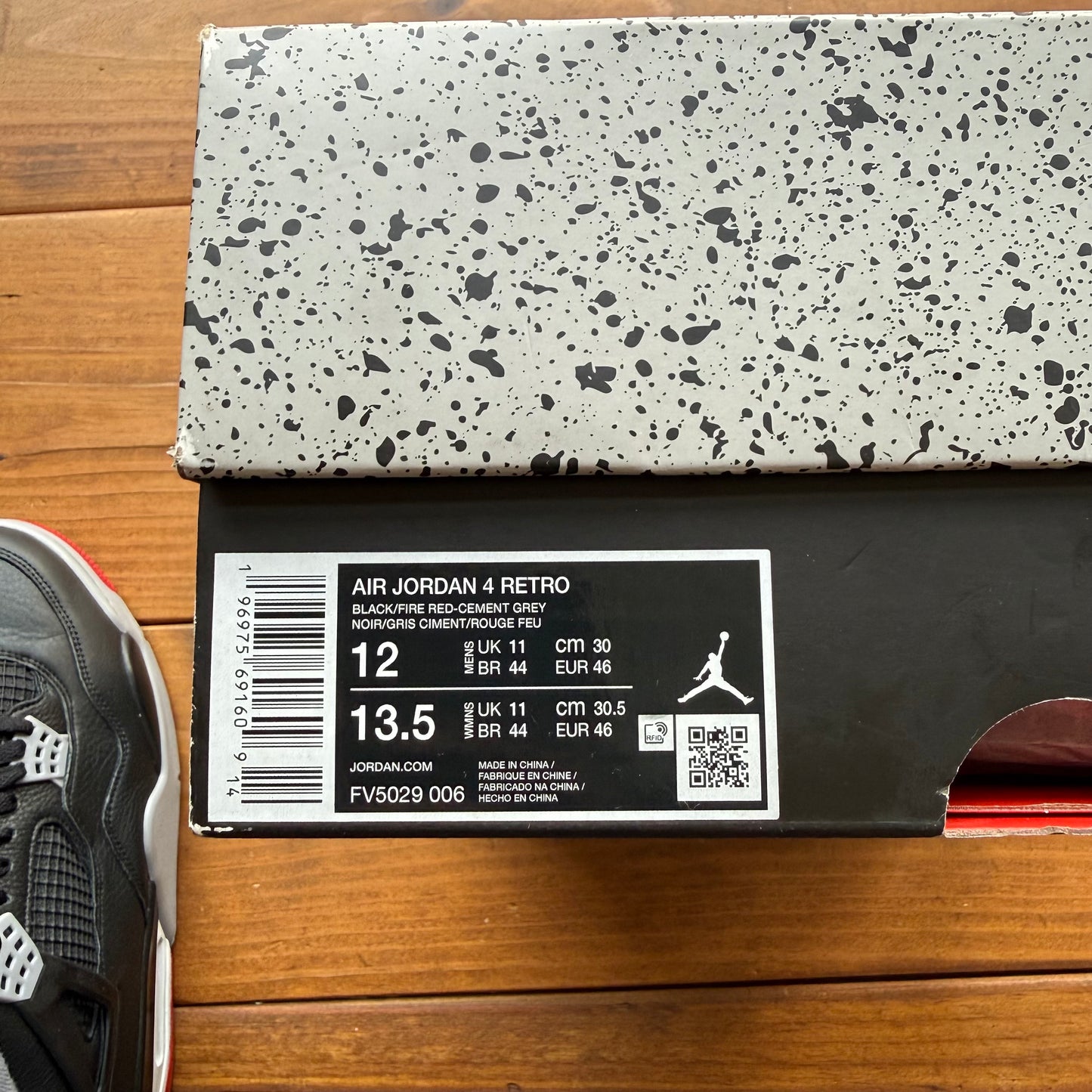 Größe 46 - Jordan 4 Retro 'Bred Reimagined' (Gebraucht)