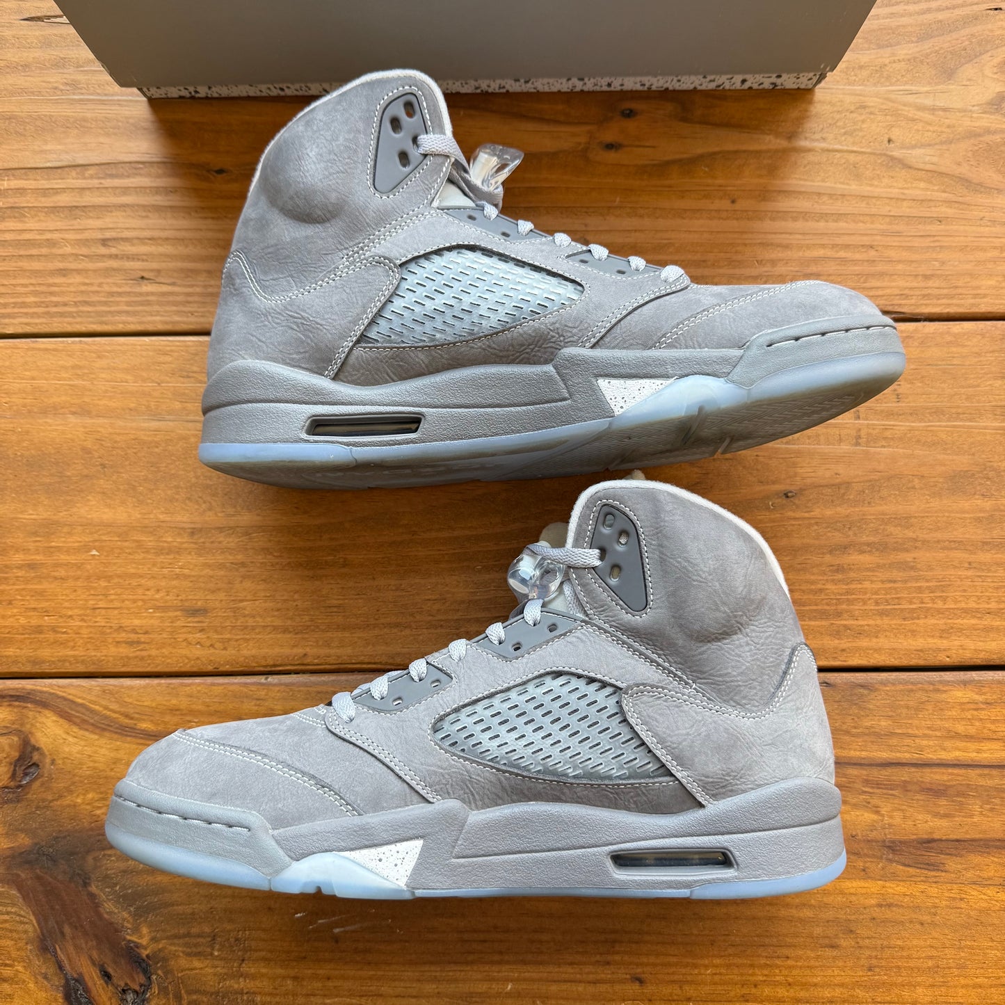 Größe 46 - Jordan 5 Retro 'Wolf Grey' 2026 (Gebraucht)