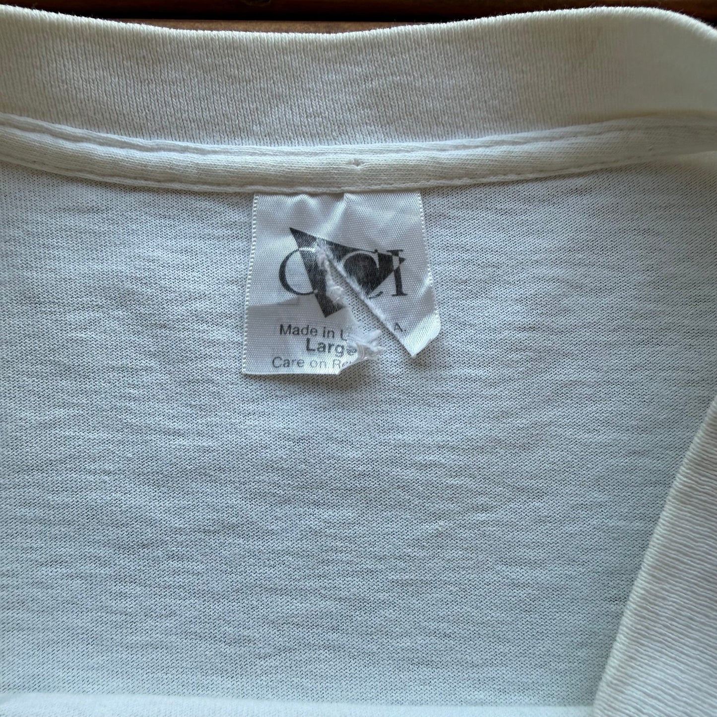 Grande - Camiseta Vintage de Raw Toonz