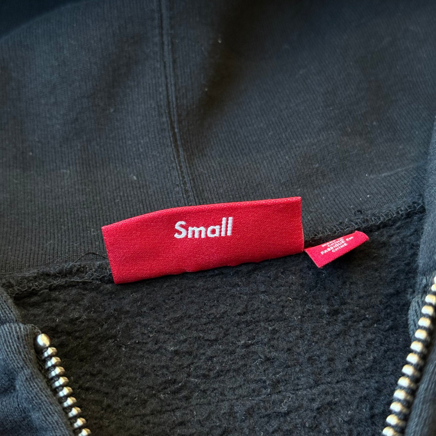 Small - Sudadera con capucha con cremallera Supreme Wings