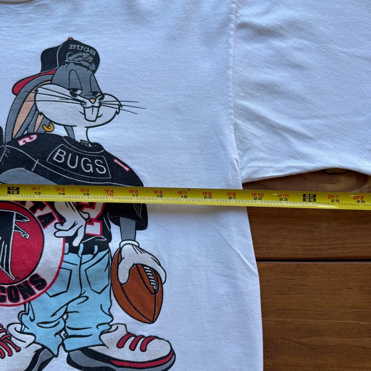 XL – Vintage ATL Falcons Bugs Taz T-Shirt