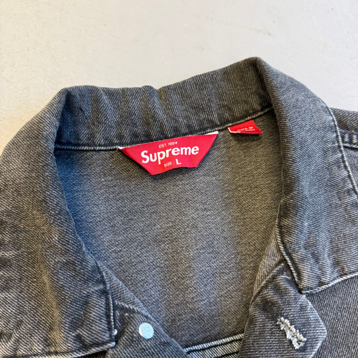 Supreme 2-Tone Paneled Denim Jacket (Pre-Owned) - Large