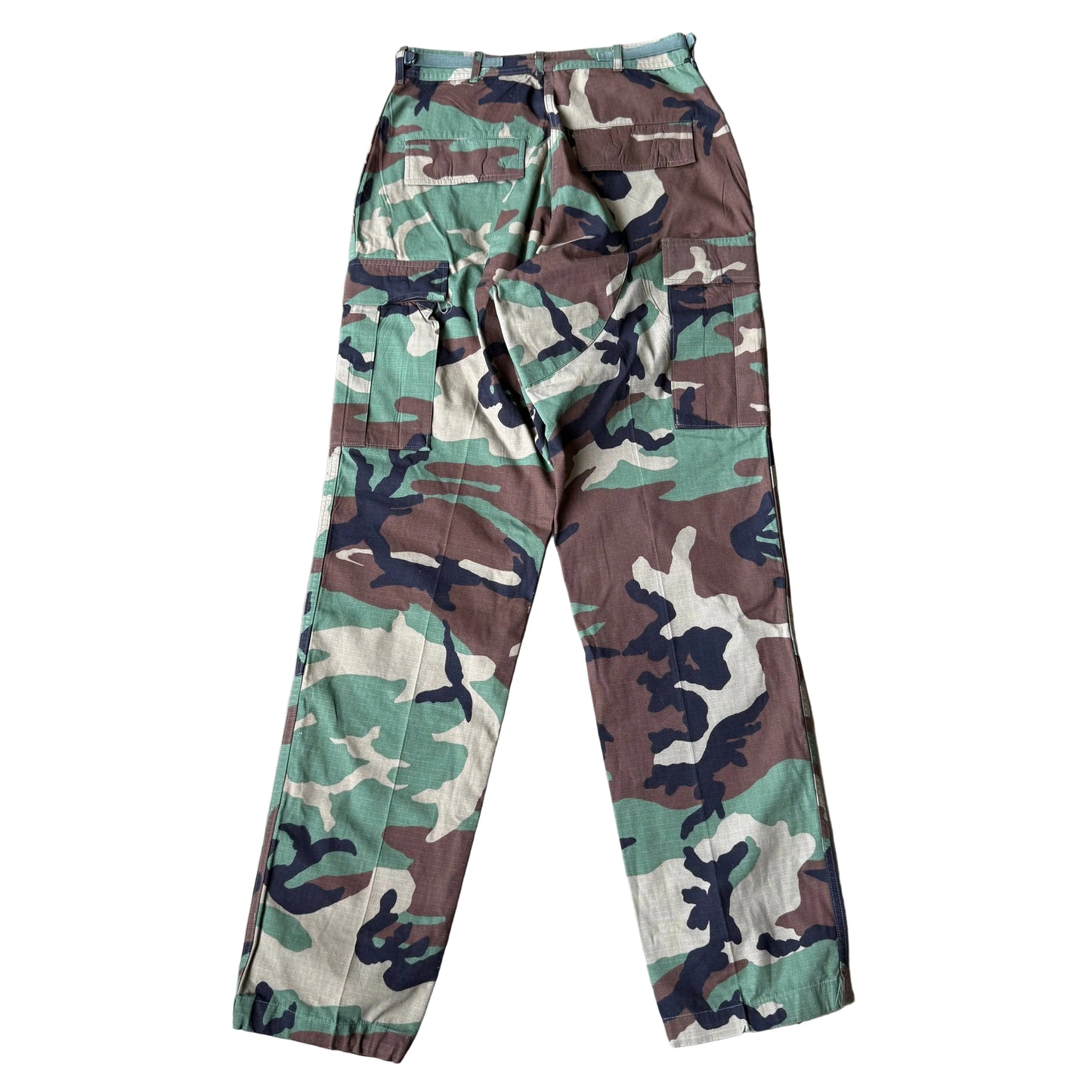 Size 28x34 - Vintage Camo Cargo Pants