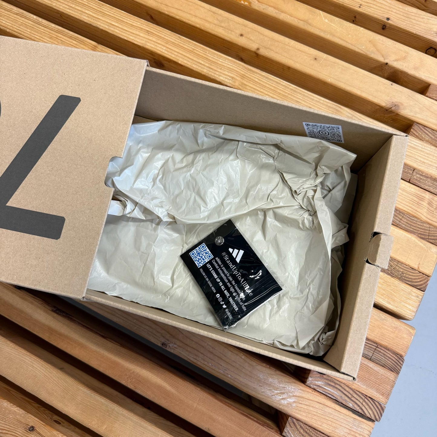 Size 9 - Yeezy 700 V3 'Copper Fade' (Used)