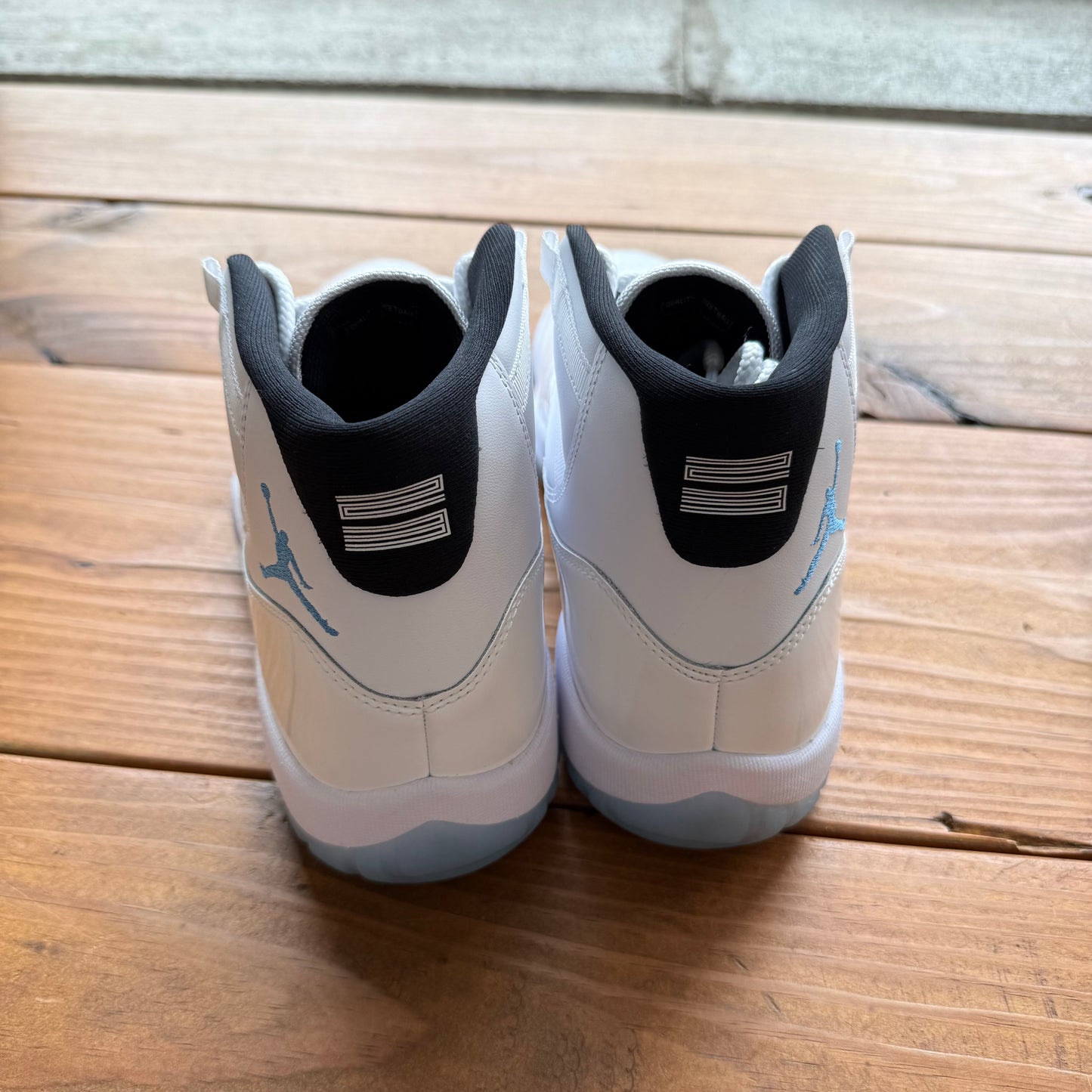 Size 11 - Jordan 11 Retro 'Columbia / Legend Blue' 2024 (Used/No Box)