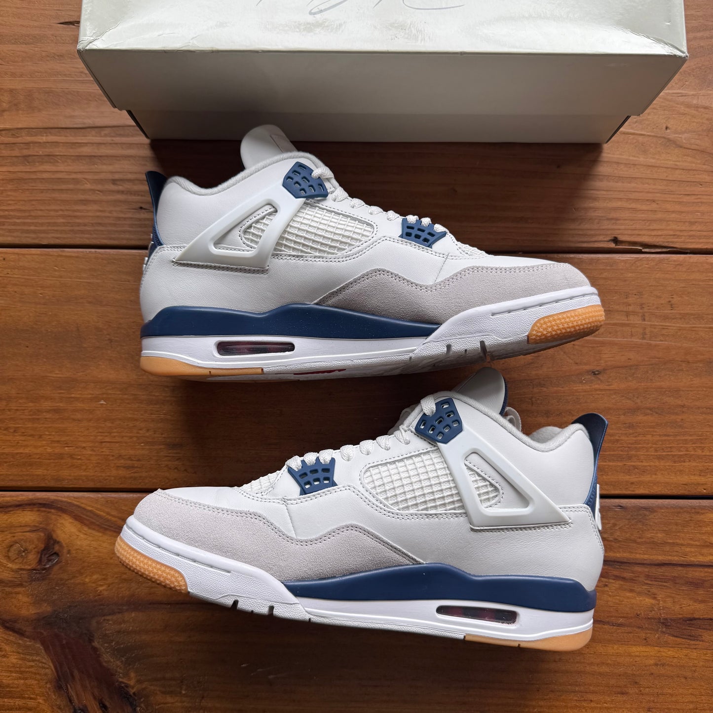 Size 10 - Nike SB x Jordan 4 Retro SP 'Navy' (Used)