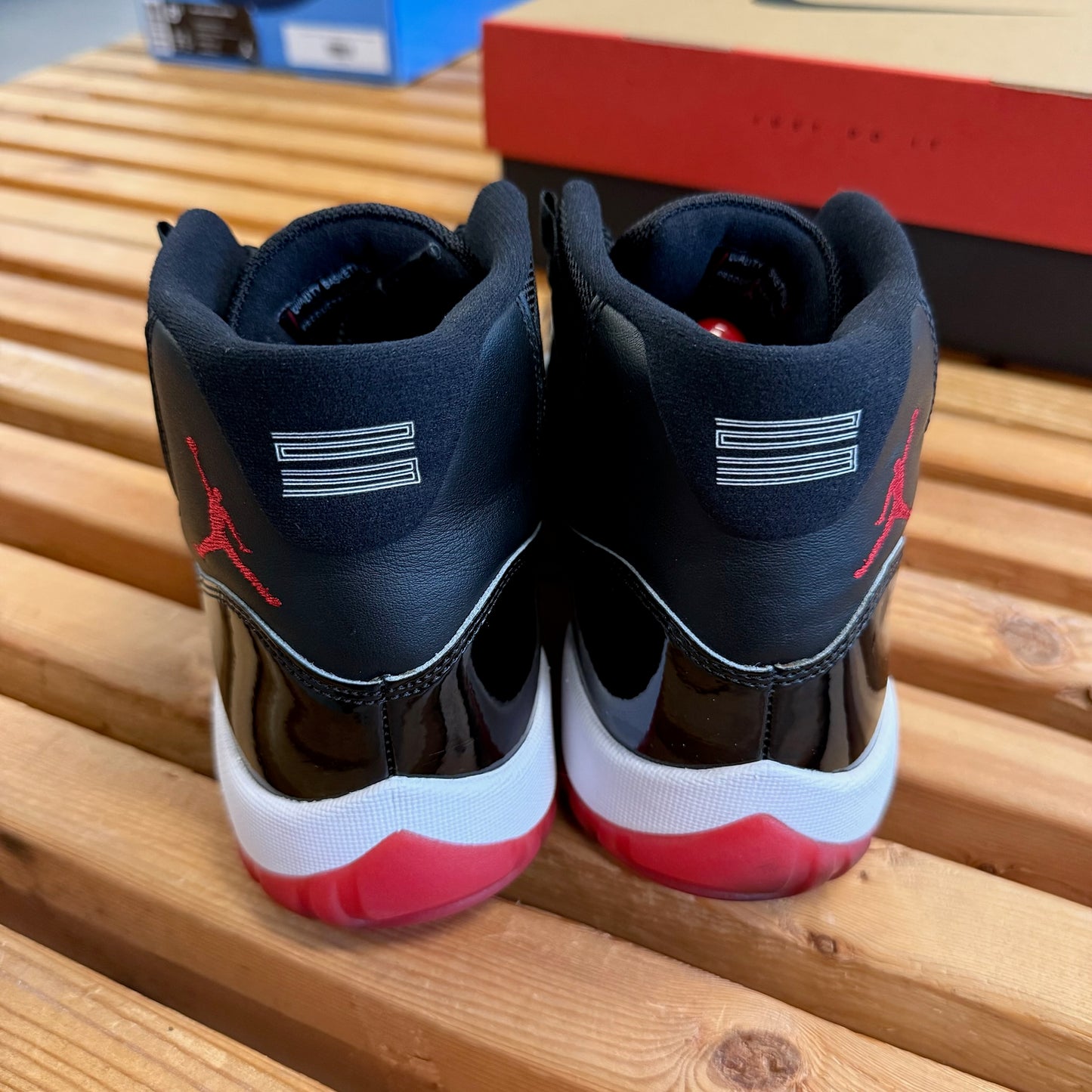 Size 8.5 - Jordan 11 Retro 'Bred' 2019 (Used)