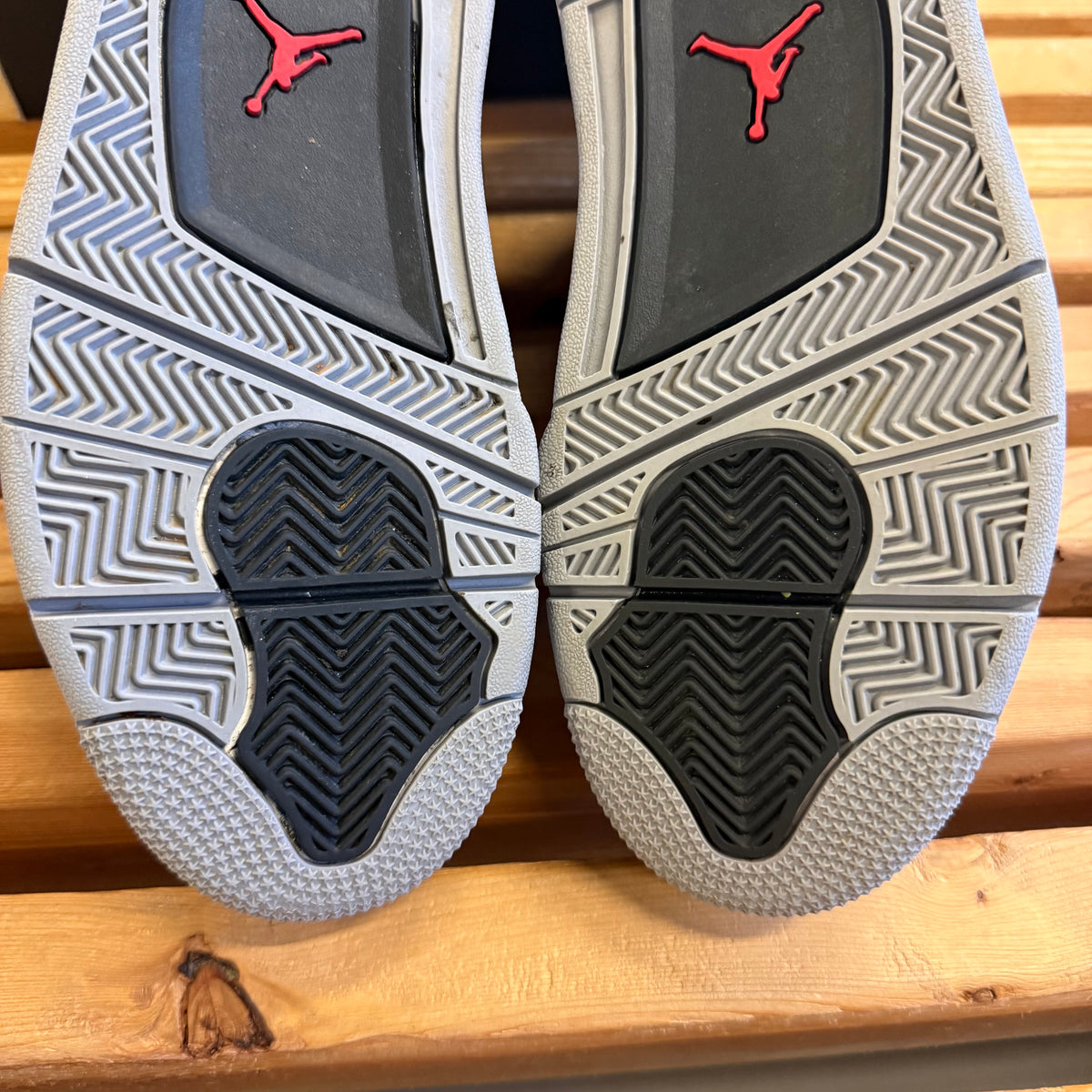 Size 9 - Jordan 4 Retro 'Toro Bravo' 2026 (Used)