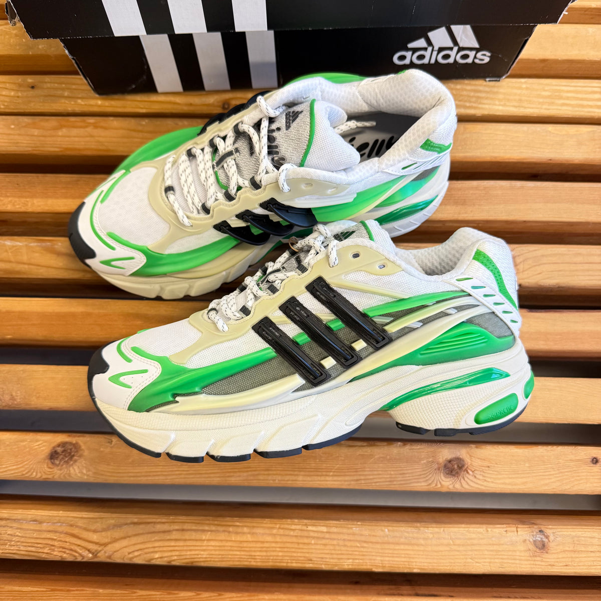 Size 11.5 - Pharrell x VIRGINIA x Adistar Jellyfish 'Focus Olive Real Green' (New/Damaged Box)