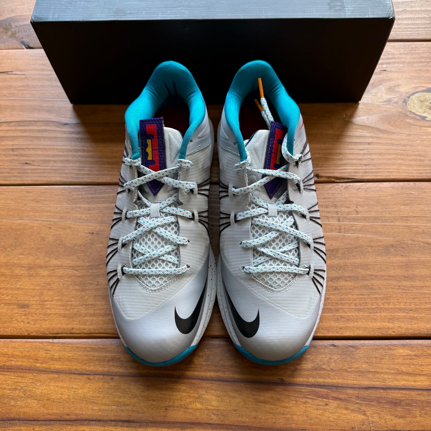 Size 10.5 - Air Max LeBron 10 Low 'Tropical Teal Platinum' (Used)