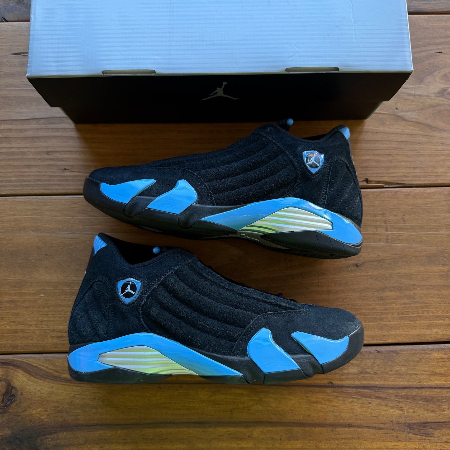 Größe 44 - Jordan 14 Retro 'Black University Blue' 2026 (Gebraucht)