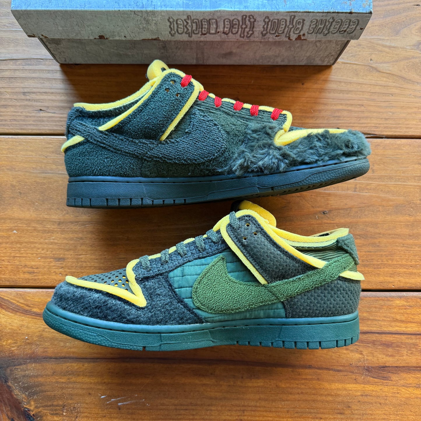 Talla 11.5 - Cactus Plant Flea Market x Dunk Low 'Swamp Sponge Pack - Sequoia' (Usado)