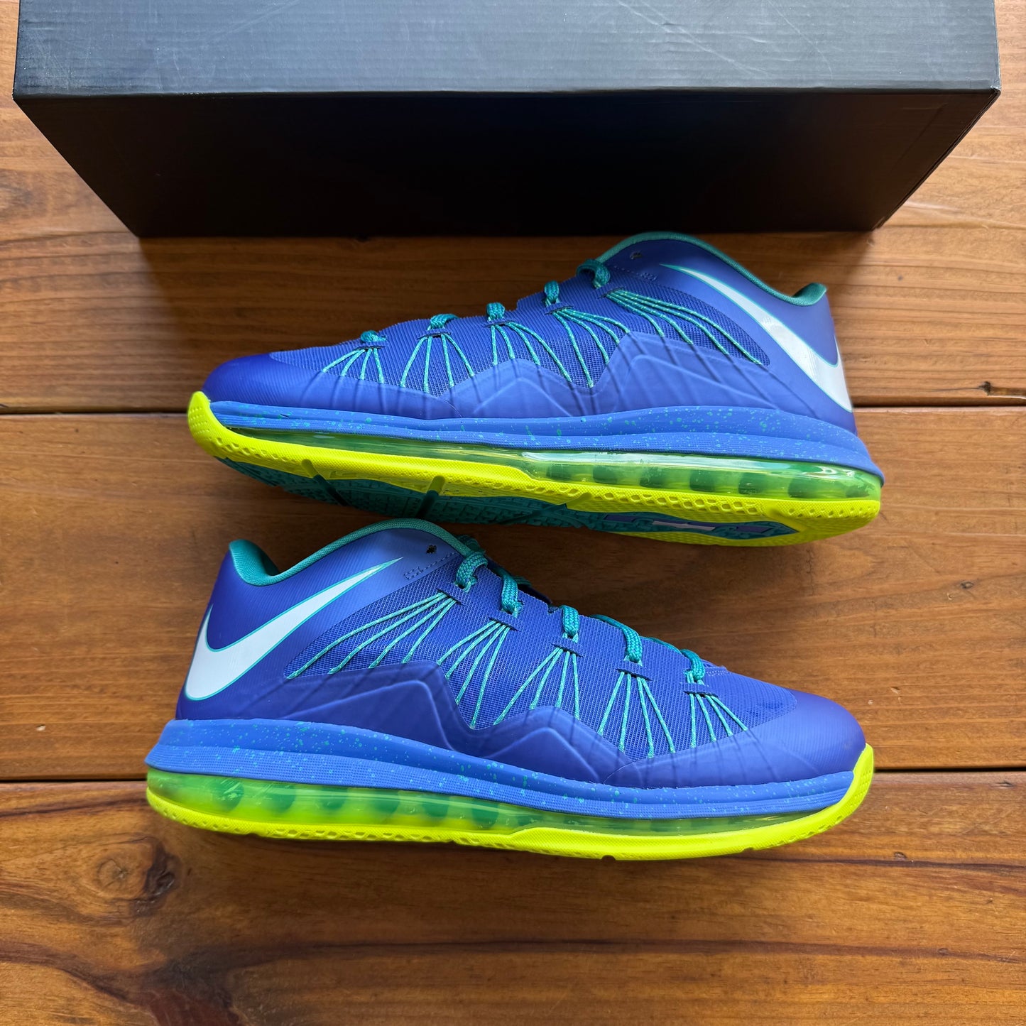 Size 10.5 - Air Max LeBron 10 Low 'Sprite' (Used)