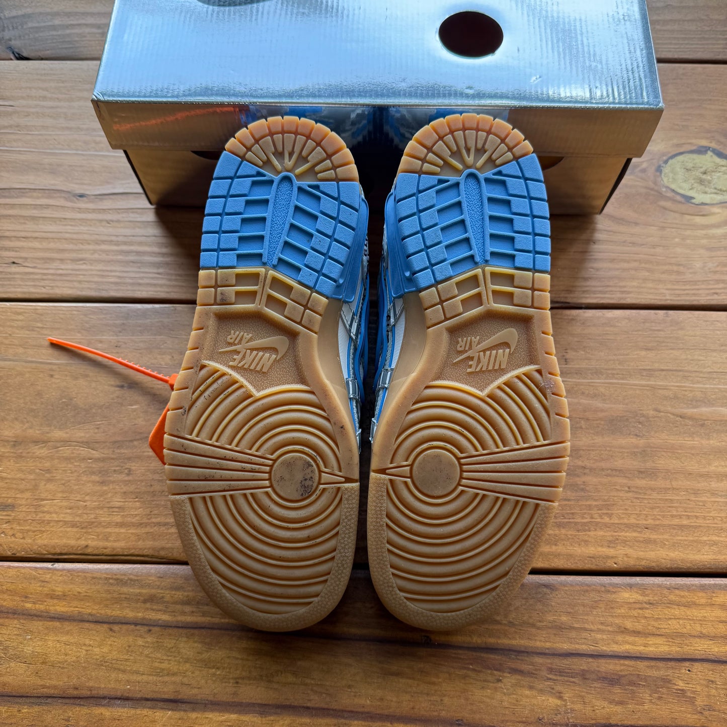 Talla 8.5 - Off-White x Air Rubber Dunk 'University Blue' (Usado)