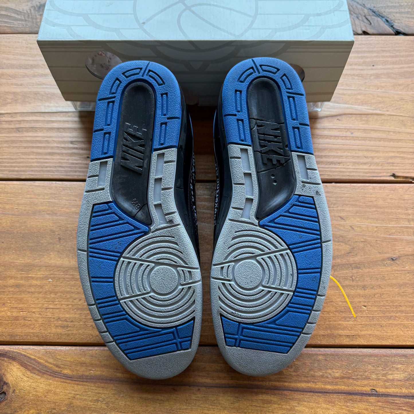Größe 42.5 - Off-White x Jordan 2 Retro Low SP 'Black Varsity Royal' (Gebraucht)