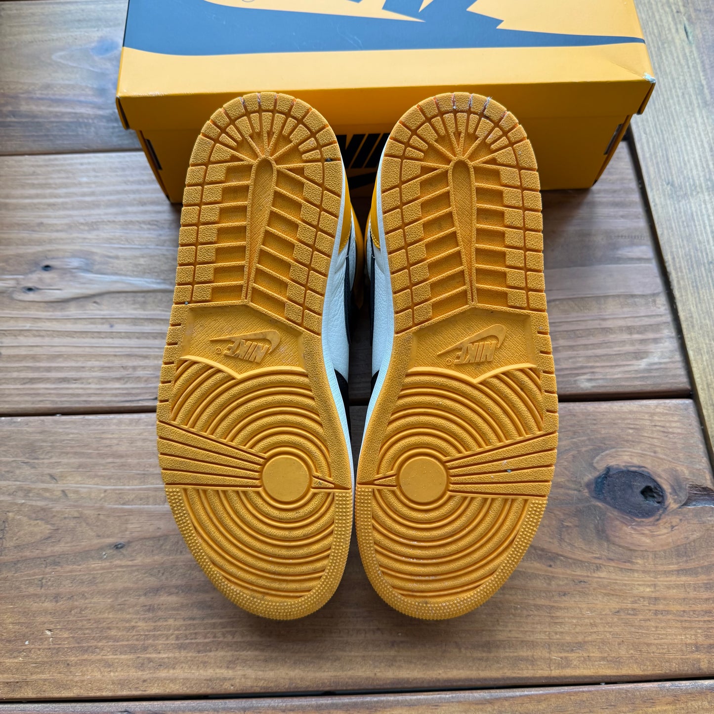 Talla 10 - Jordan 1 Retro High OG 'Yellow Toe' (Usadas)