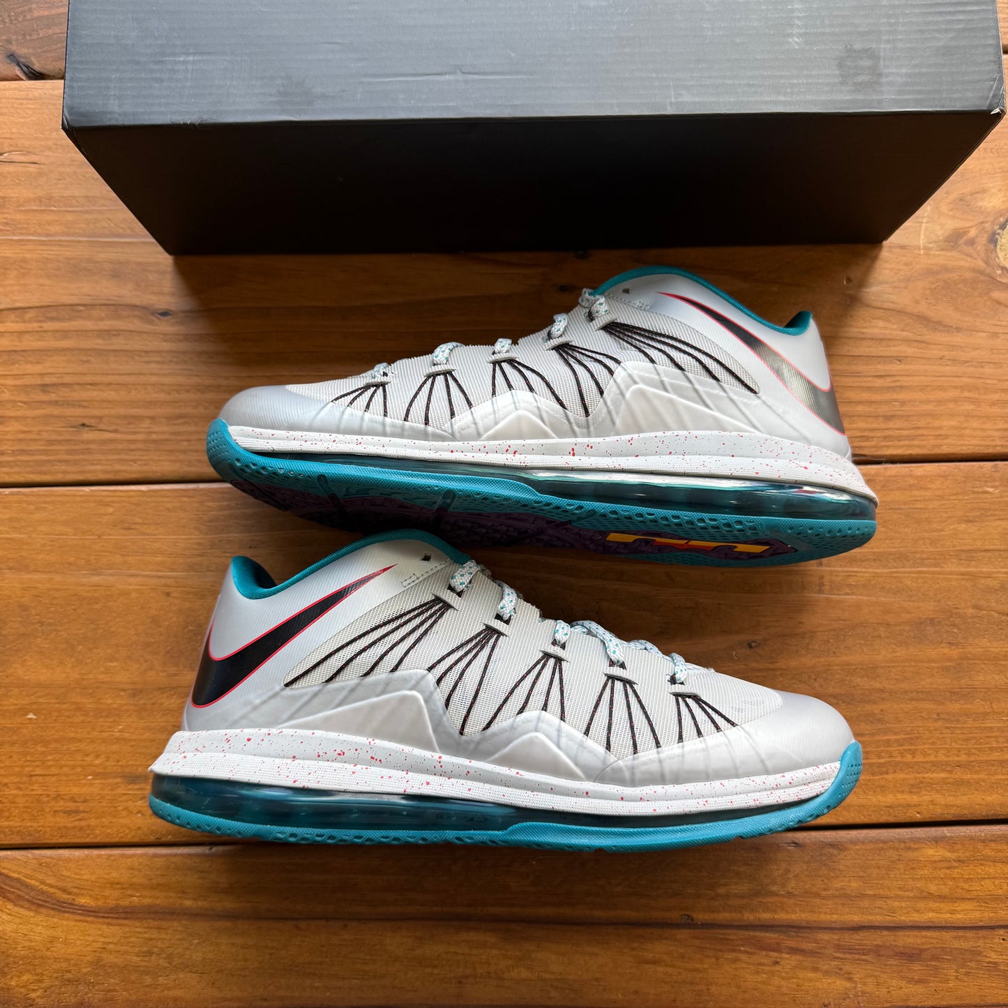 Size 10.5 - Air Max LeBron 10 Low 'Tropical Teal Platinum' (Used)