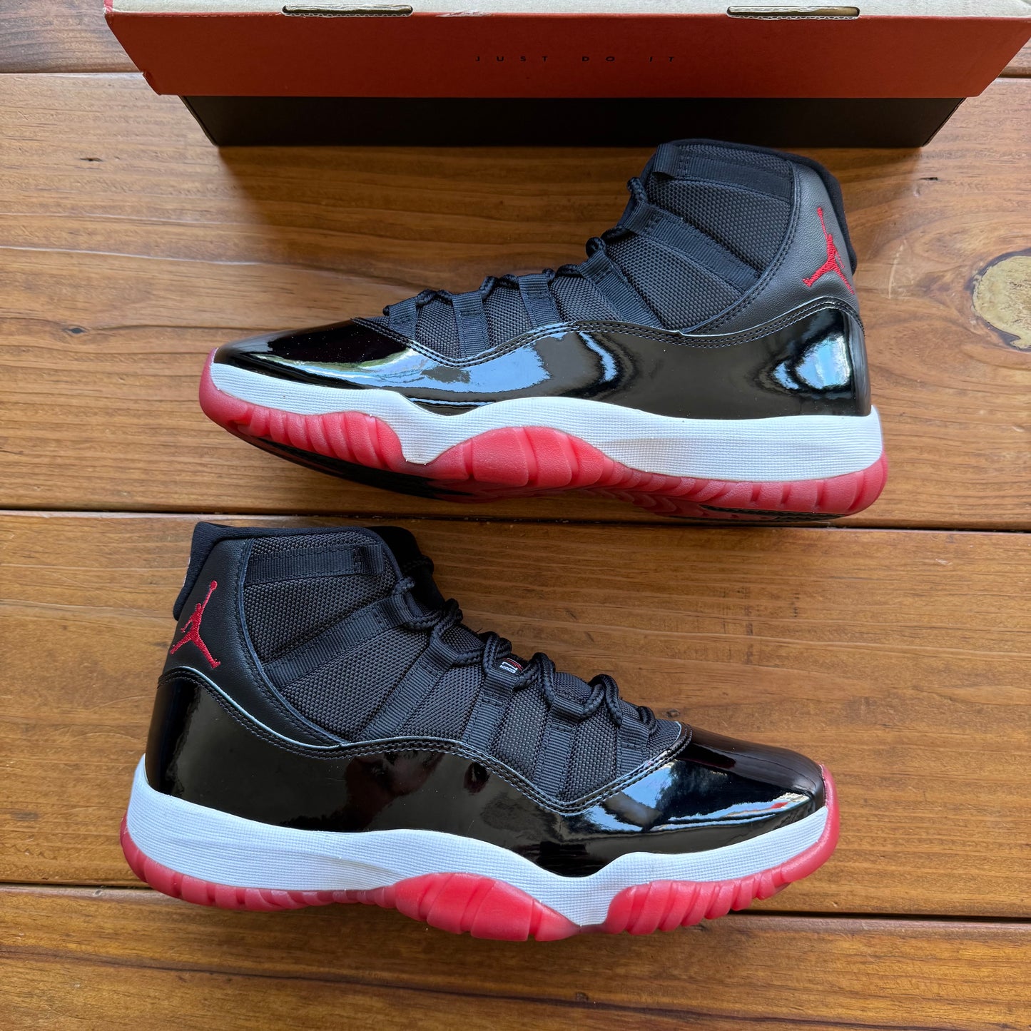 Size 10 - Jordan 11 Retro 'Bred' 2019 (Used)