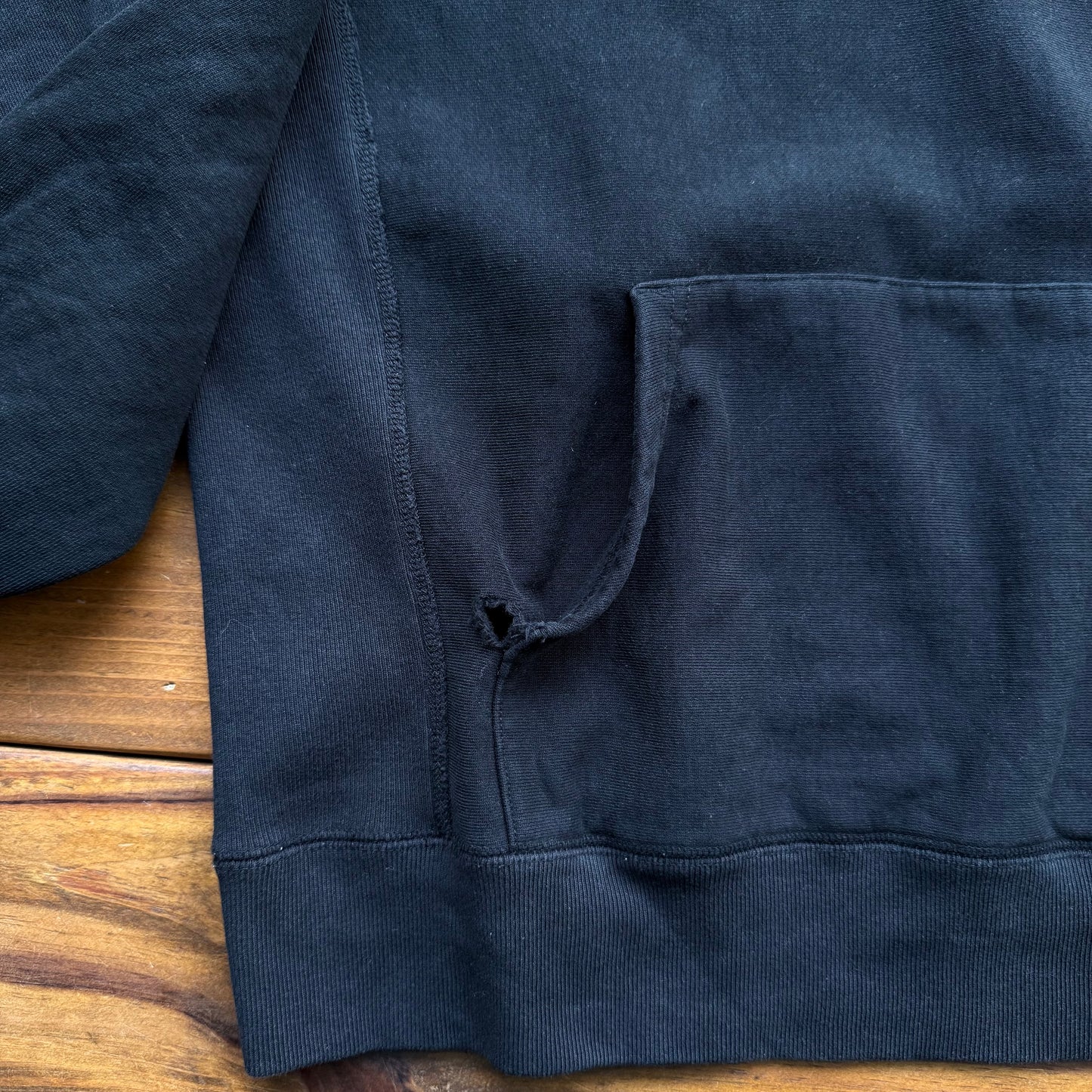 Medium – Supreme Box Logo Hoodie „Schwarz“