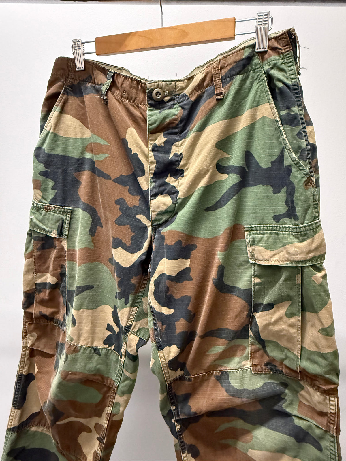 Vintage Camo Cargo Pants - Size 32x30