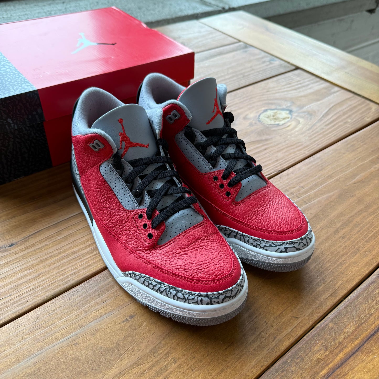 Size 9.5 - Jordan 3 Retro SE 'Unite' (Used)