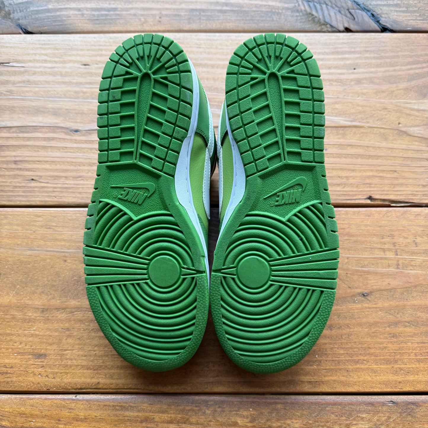 Größe 42.5 - Dunk Low 'Chlorophyll' (Gebraucht/Ohne Karton)