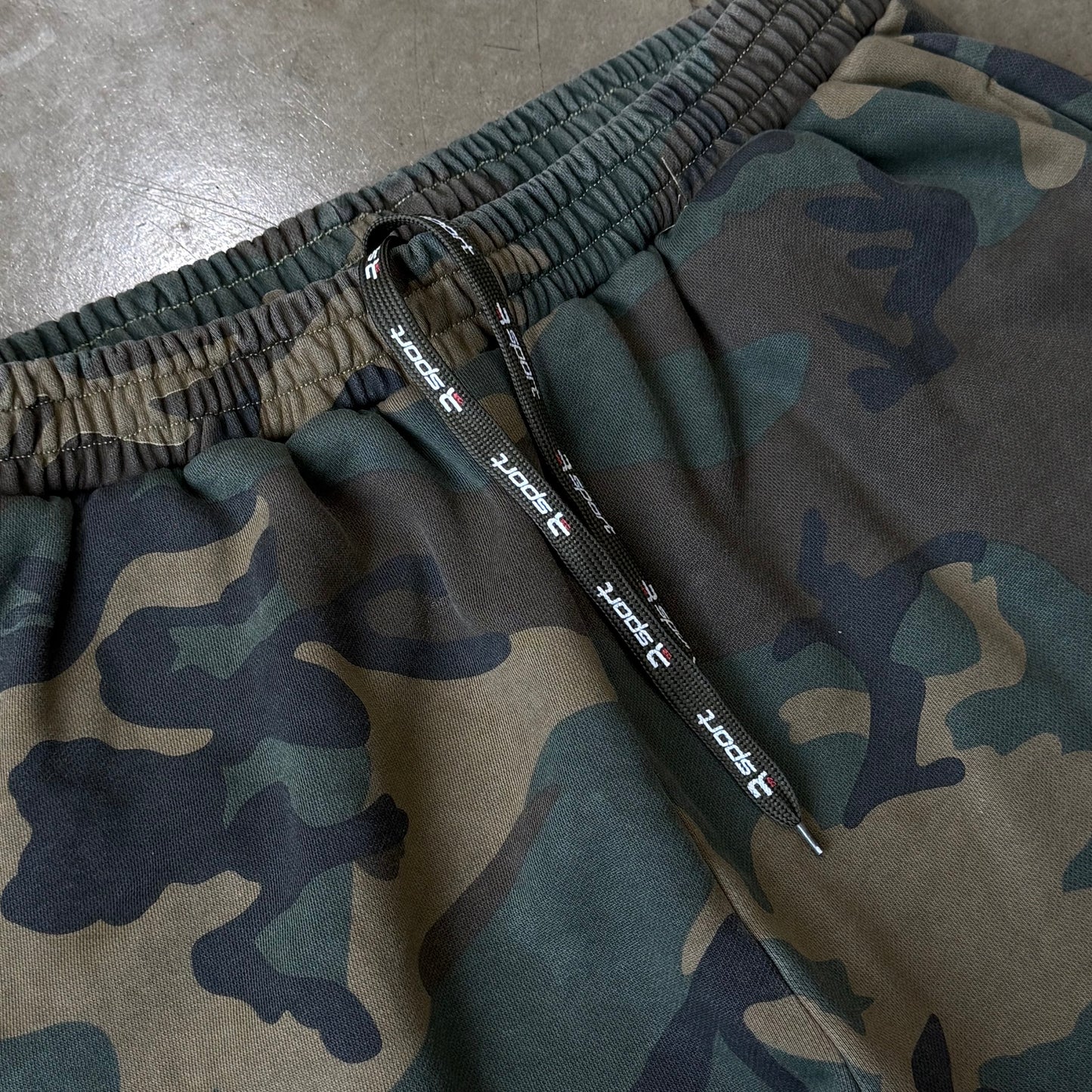 Groß - Himbeer-Camo-Hose