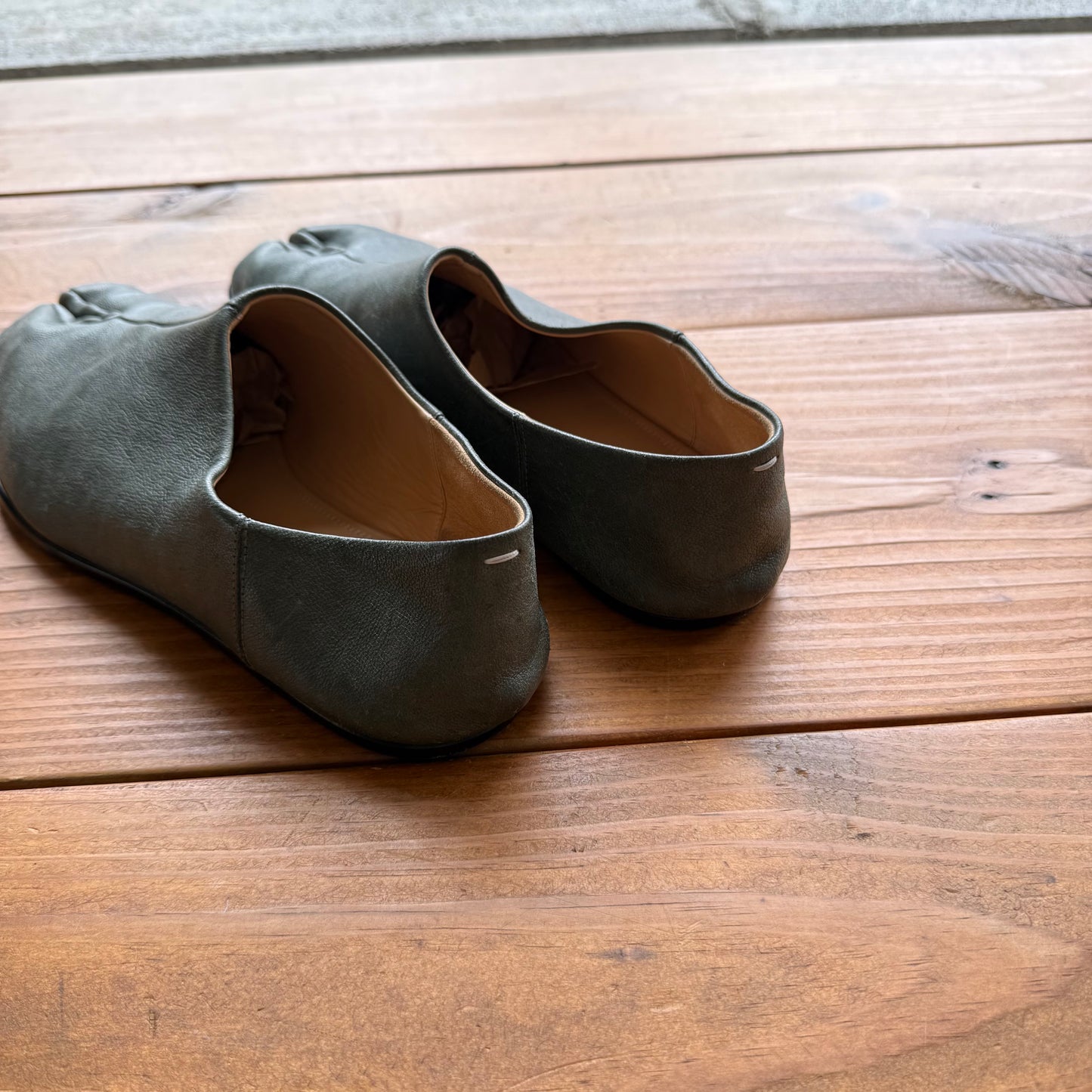 Size 43 - Maison Margiela Tabi Toe Slip-On Loafers 'Green' (Used/No Box)