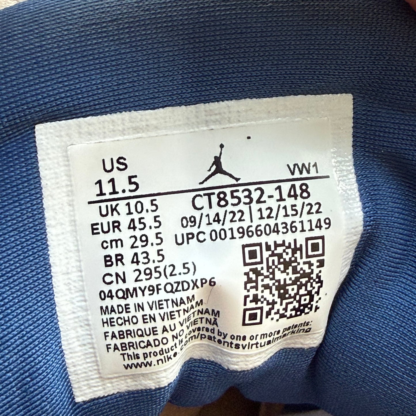 Talla 11.5 - Jordan 3 Retro 'Washington Wizards' (Usado)
